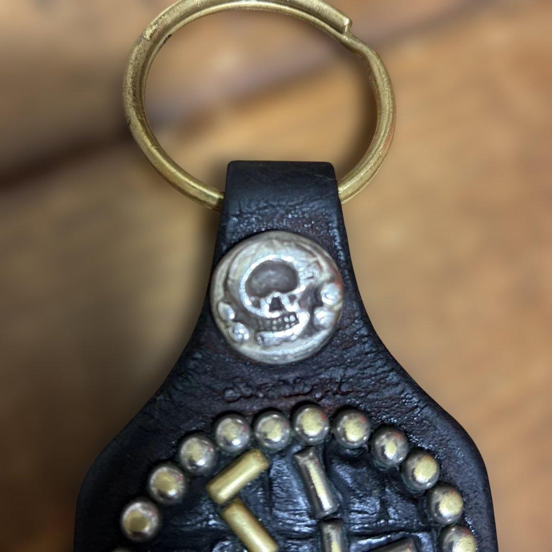 ストップライト キーホルダー stopLight - メルカリ