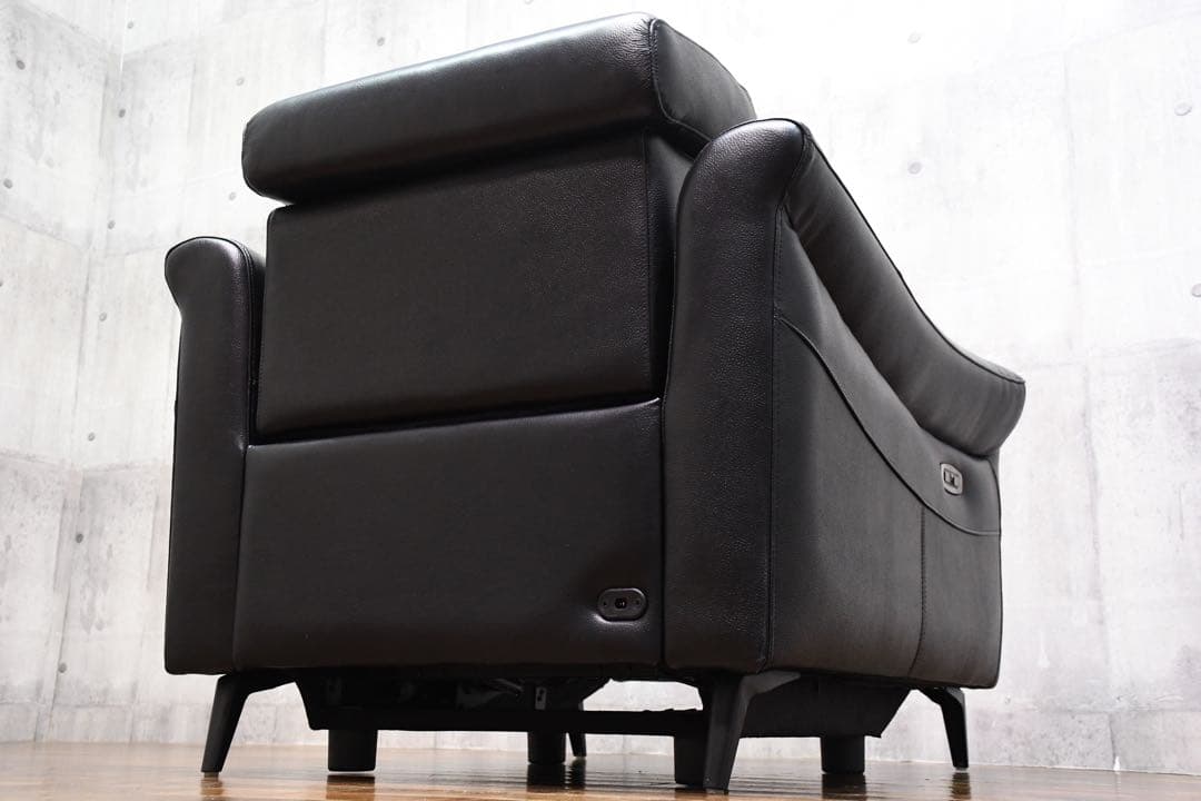 DCC22 極美品 YAMADA×IDC大塚家具 最上位モデル 1人用電動ソファ