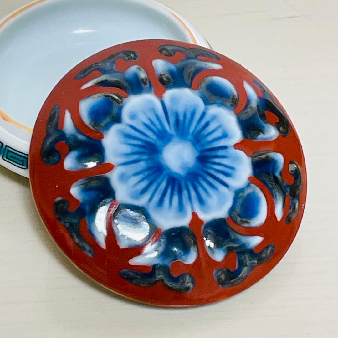 十二代 酒井田柿右衛門 唐花画 香合 共箱 茶道具 蓋物