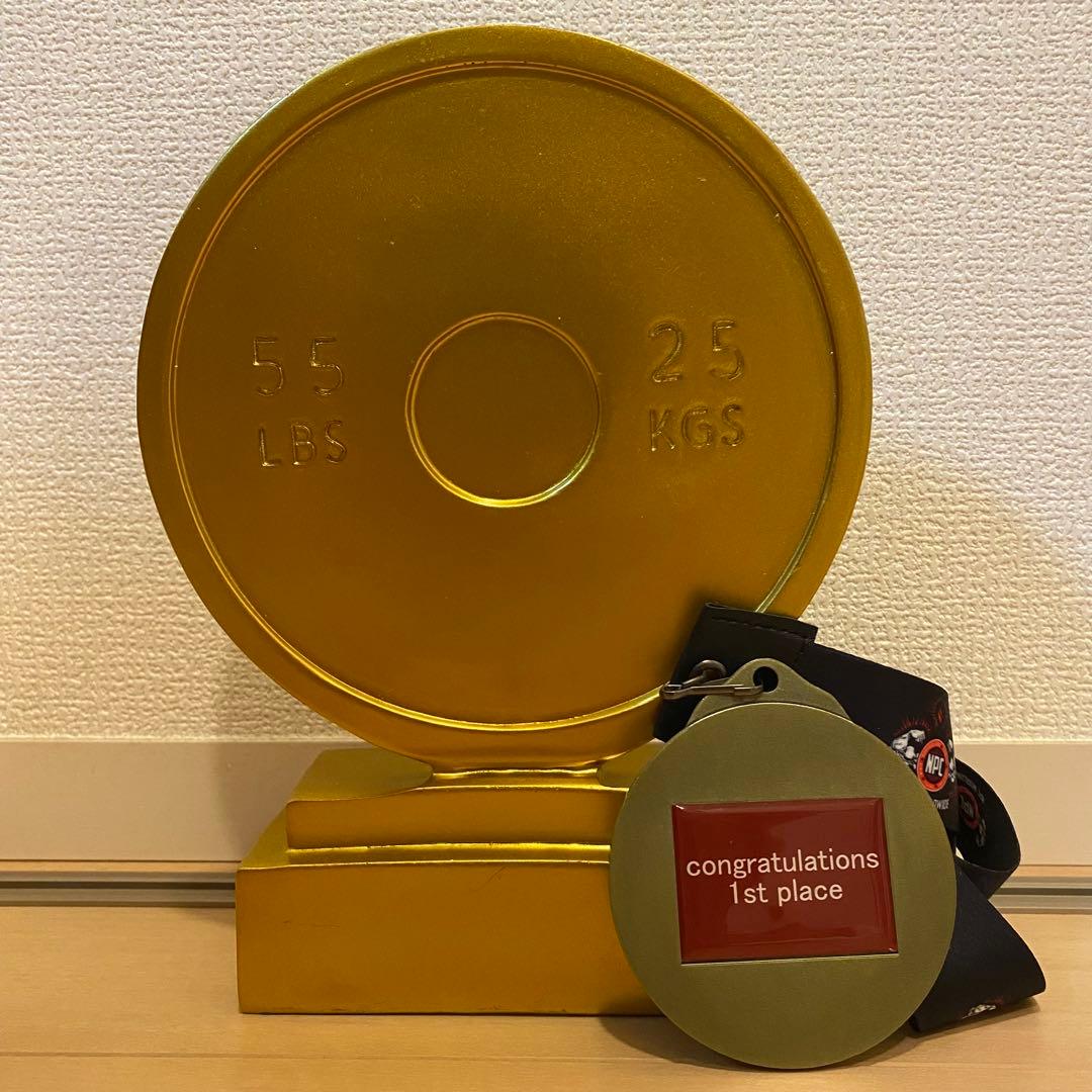 FWJフィジーク優勝 トロフィー、メダルセット 1位 - メルカリ