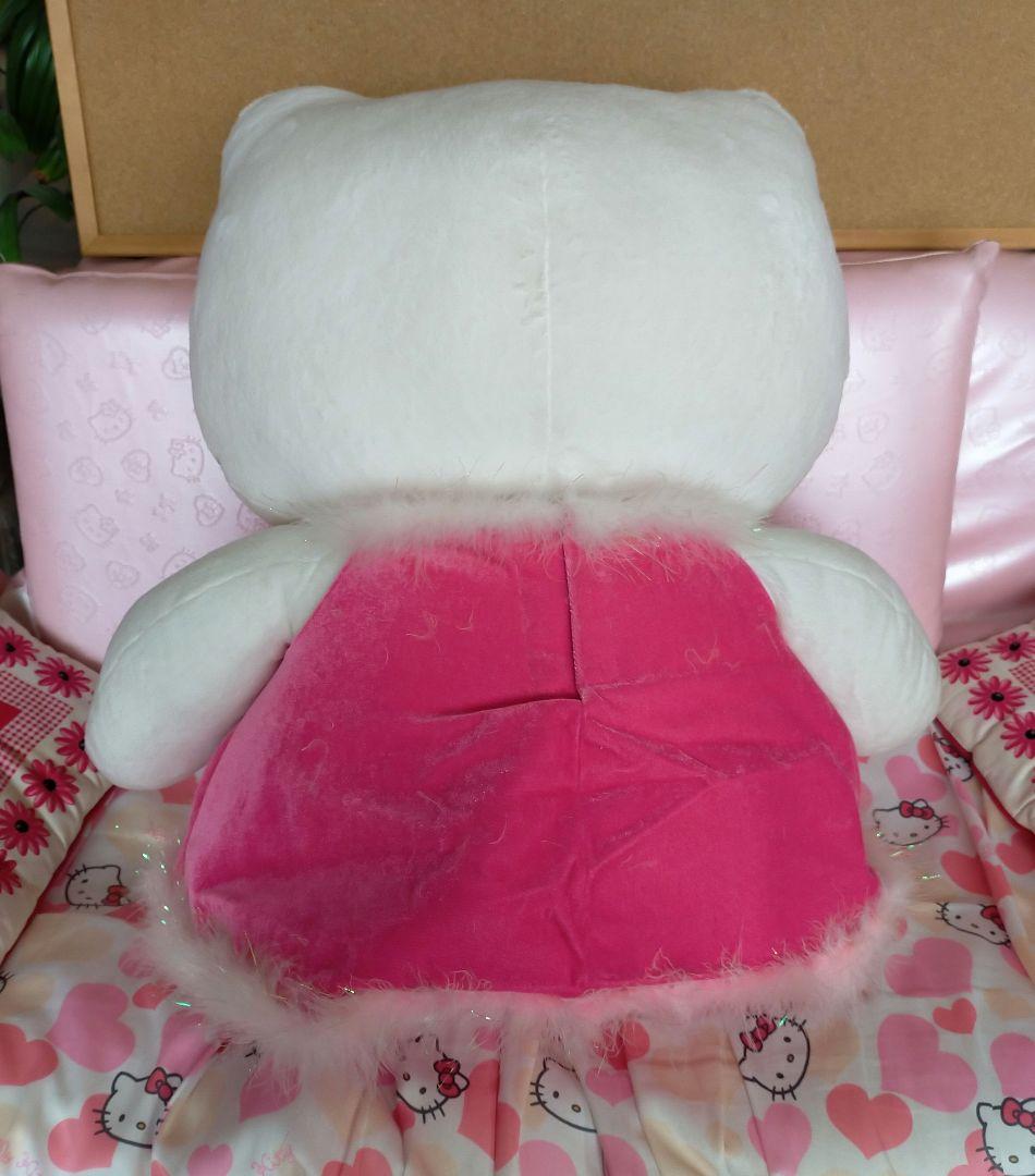 ハローキティ大型ぬいぐるみB