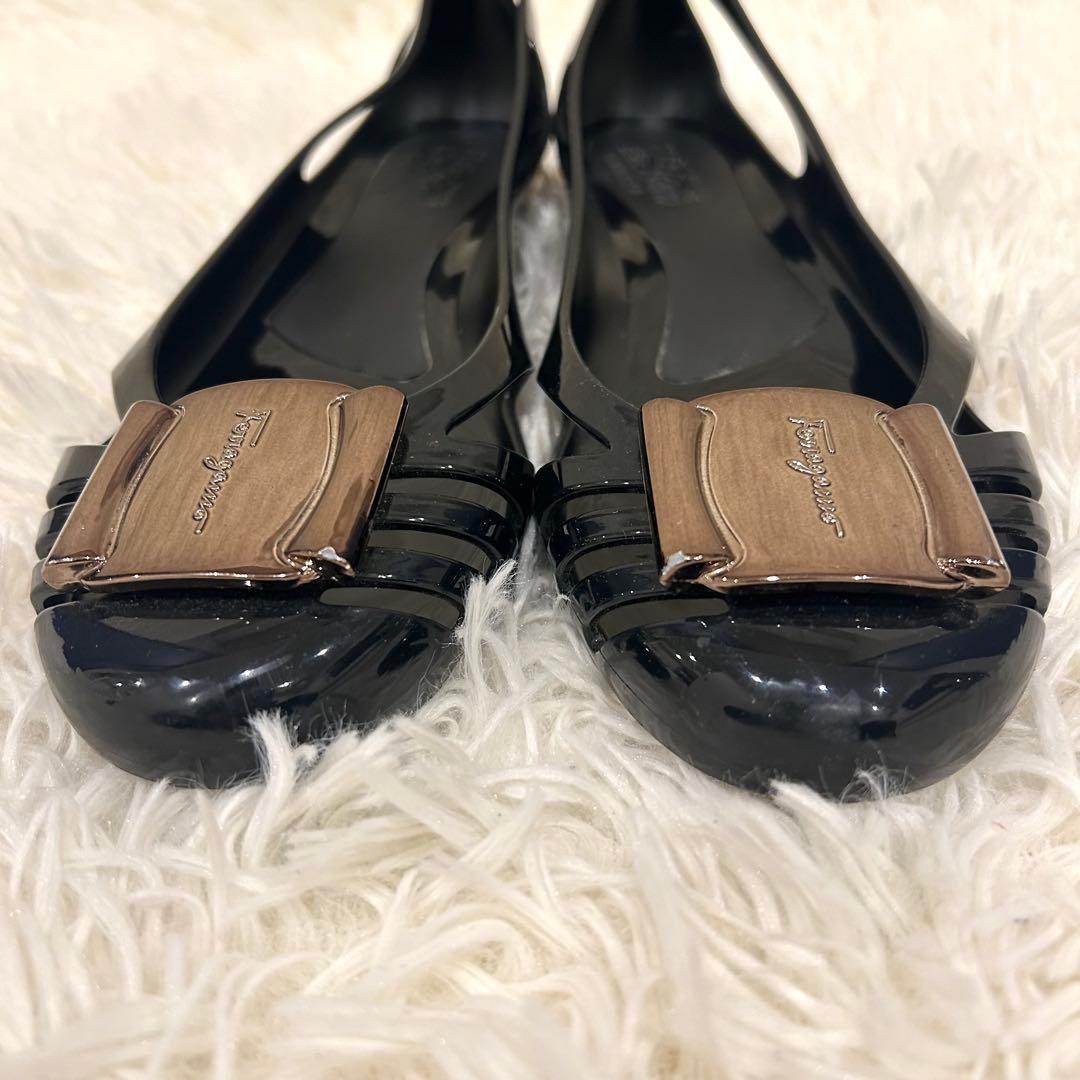 フェラガモ ラバーシューズ フラットシューズ Jelly 8 25cm ブラック