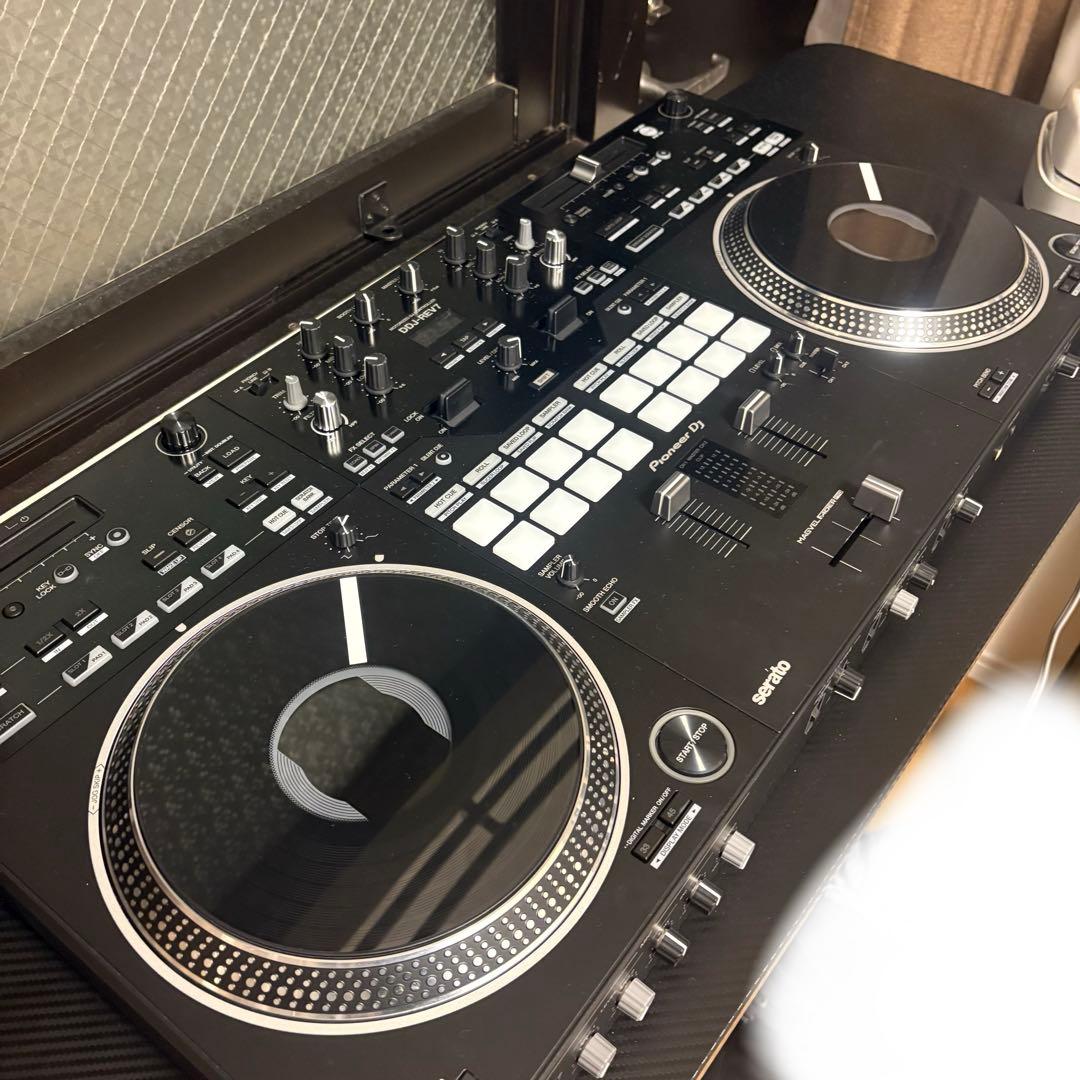 【外箱付】Pioneer DDJ-REV7 DJコントローラー DDJ-REV7 - Scratch style 2-channel professional DJ controller for