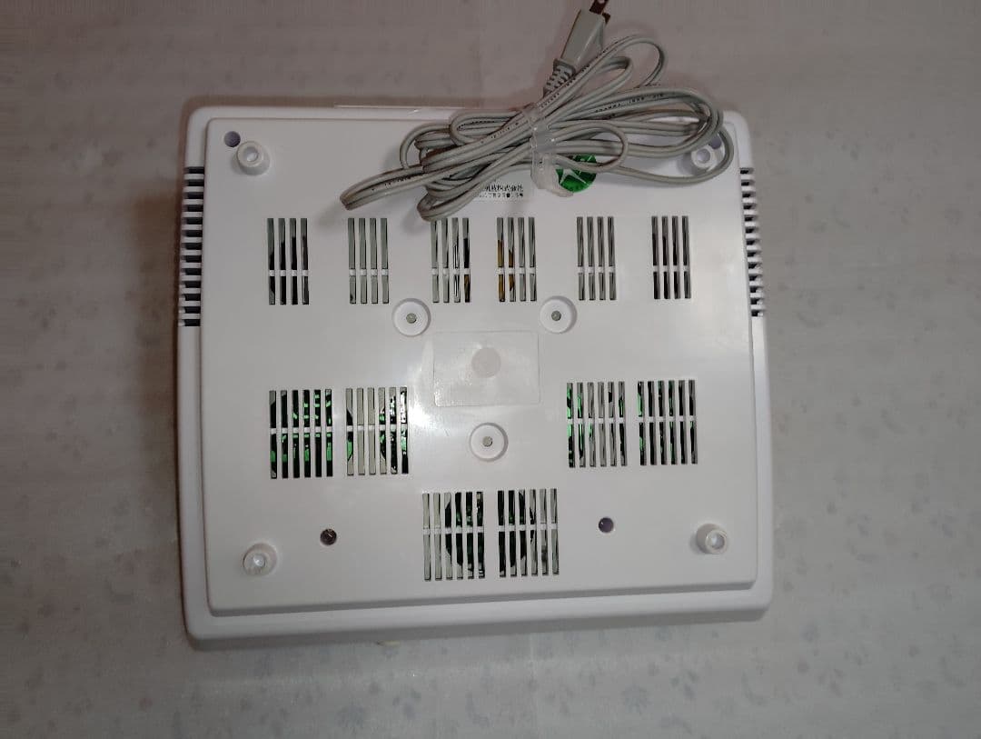 ビューティワールド高周波温熱美容器 ●着衣のままでOK・無刺激 ●伊藤超短波