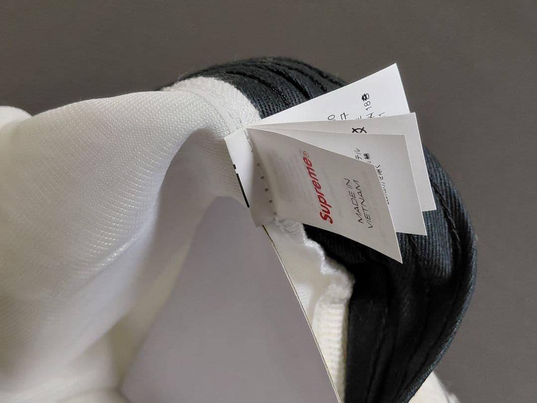 【新品・未着】Supreme Faux Fur Camp Cap \"White\"