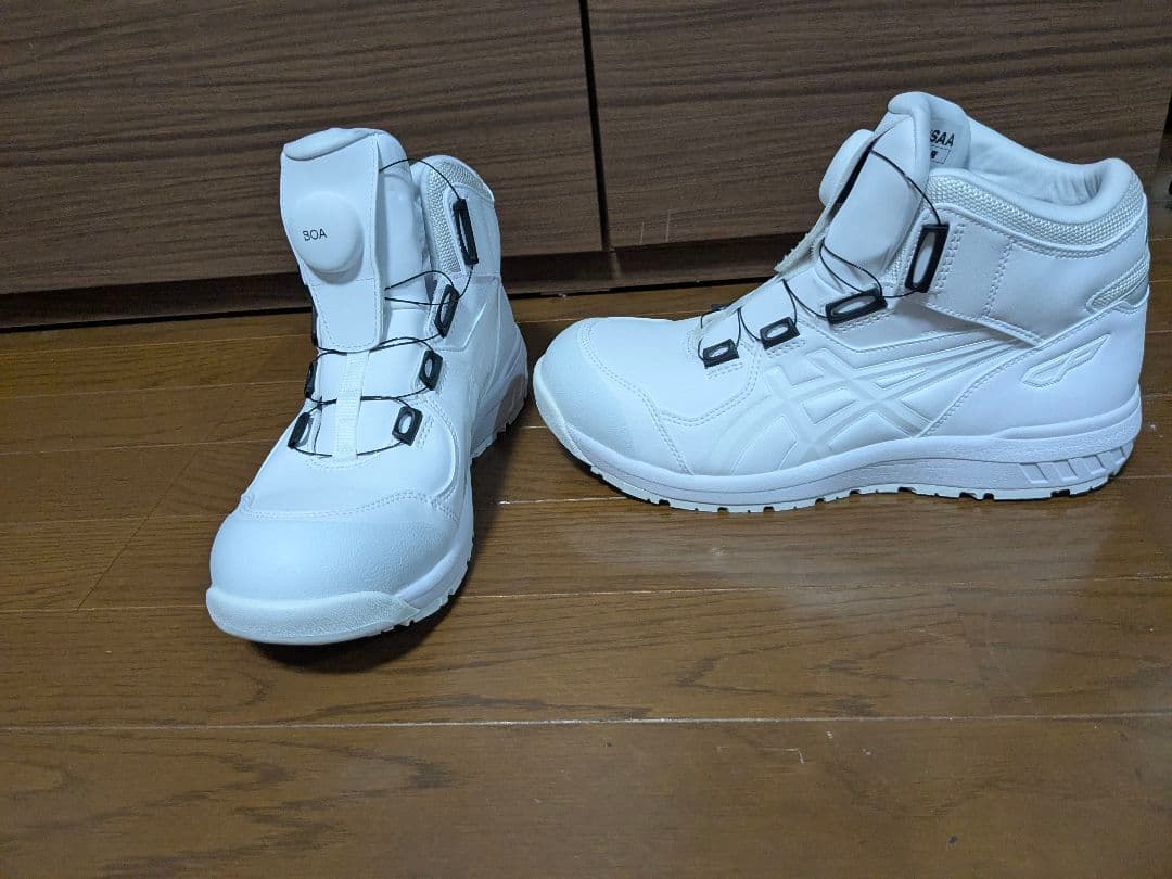 ASICS WINJOB CP304 BOA 27.0cm ホワイト