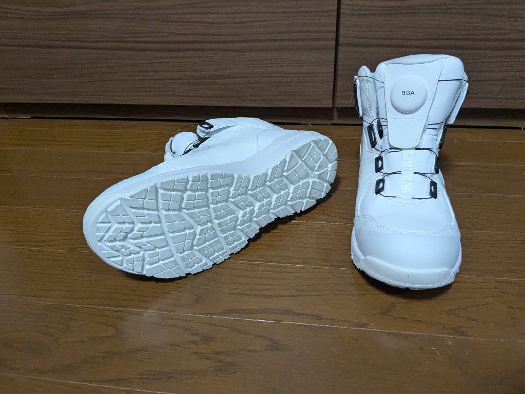 ASICS WINJOB CP304 BOA 27.0cm ホワイト