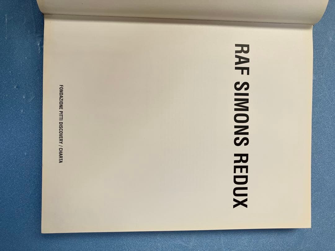 超貴重絶版本！ラフシモンズ10周年記念写真集/REDUX(価格相談)