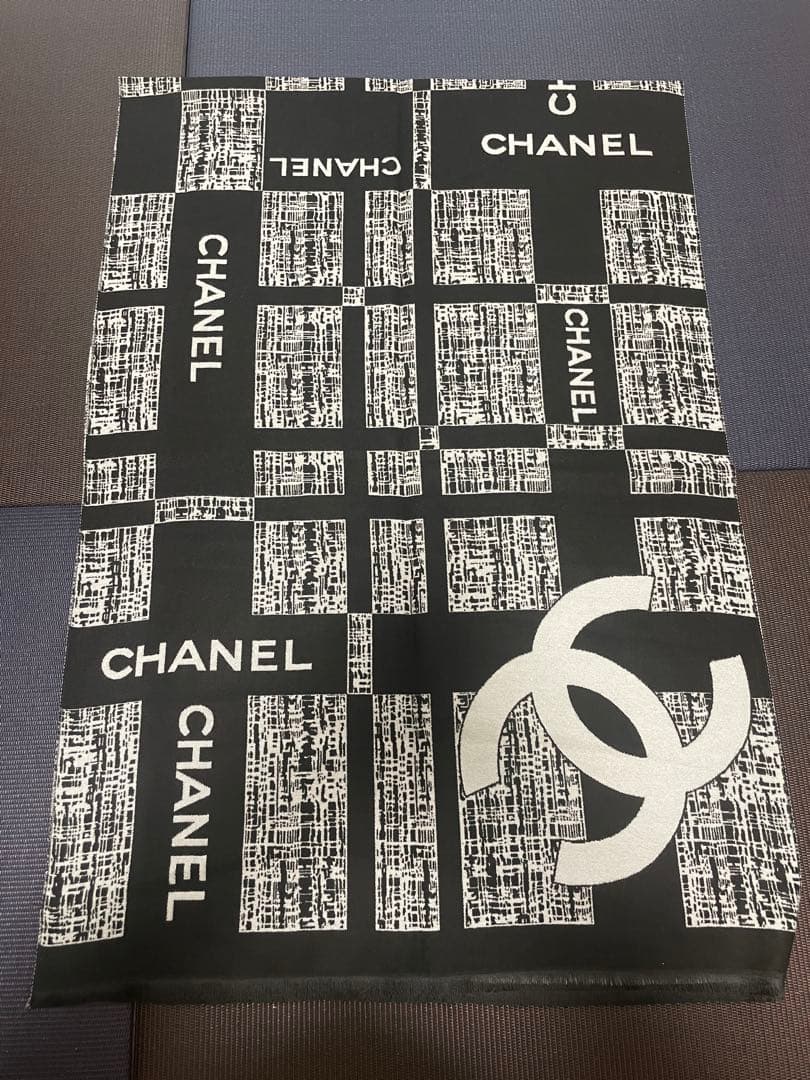 CHANEL シャネル　ノベルティ　ストール　カシミア　シルク CHANEL シャネル マフラー ショール ストール ココマーク カシミヤ