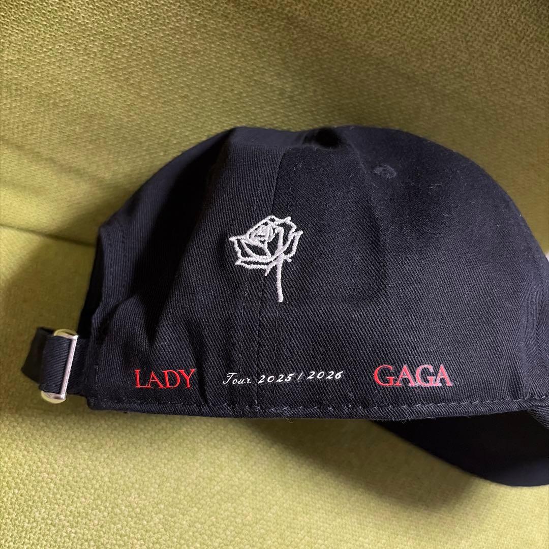 LADYGAGA会場限定: NOTORIOUS BEING HAT - メルカリ