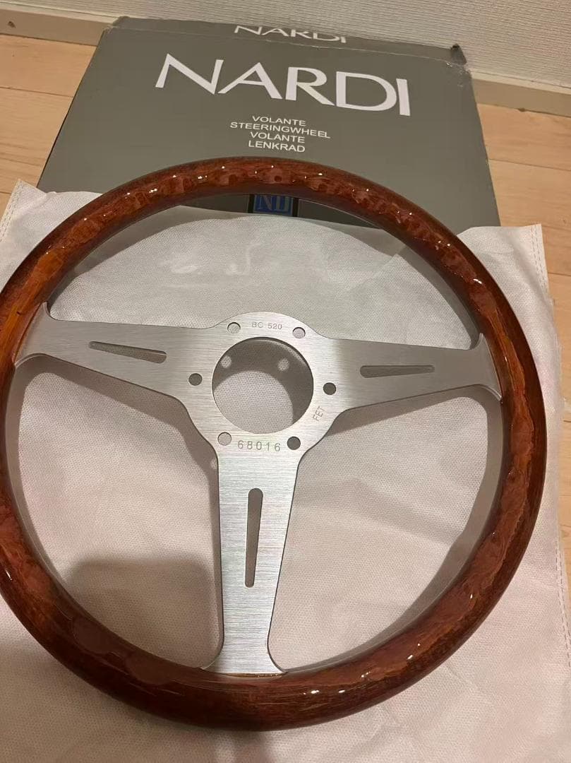 NARDI ステアリング 35パイ ウッド調/黒色線/シルバー 350mm - メルカリ