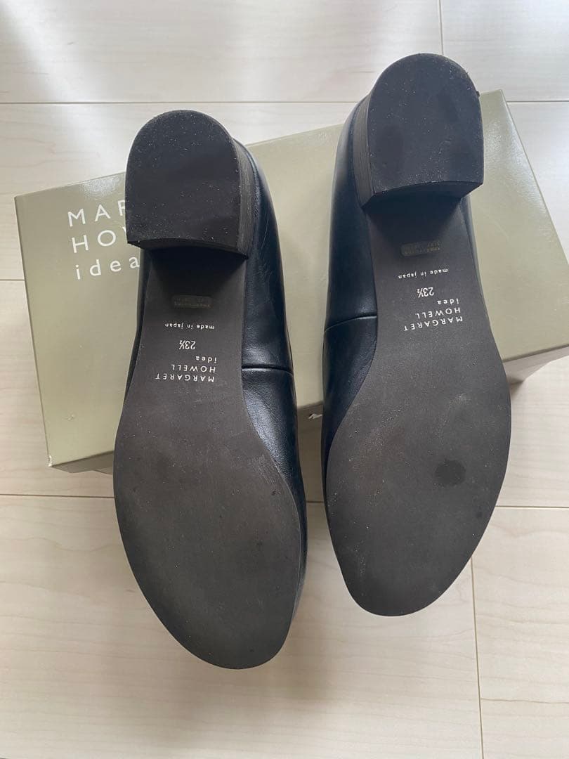 美品☆ マーガレットハウウェル 黒 ブラックローファー タッセル 23.5