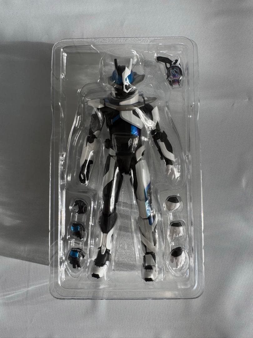 S.H.Figuarts 仮面ライダーギーツ:レーザーブースト&ジーン　セット