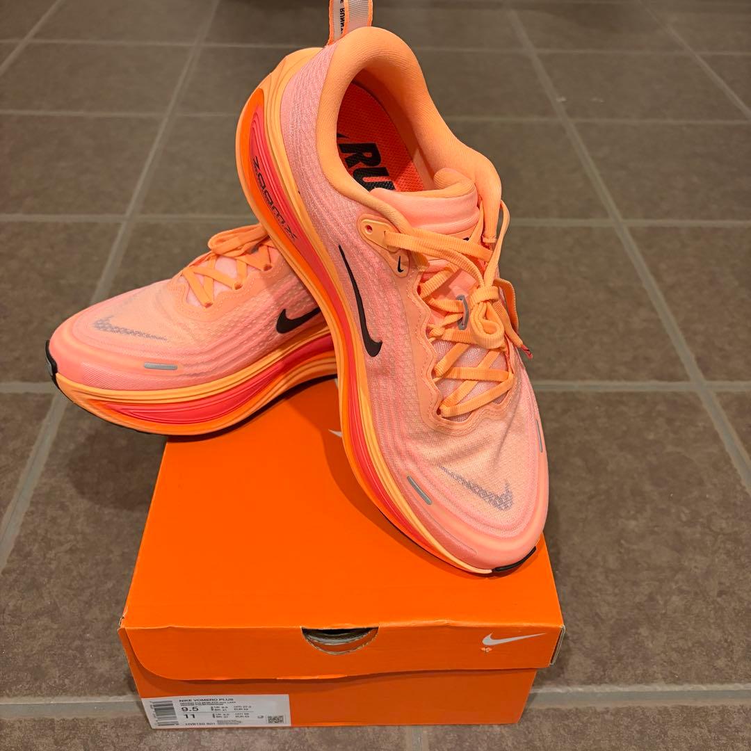 Nike ボメロプラス　27.5cm