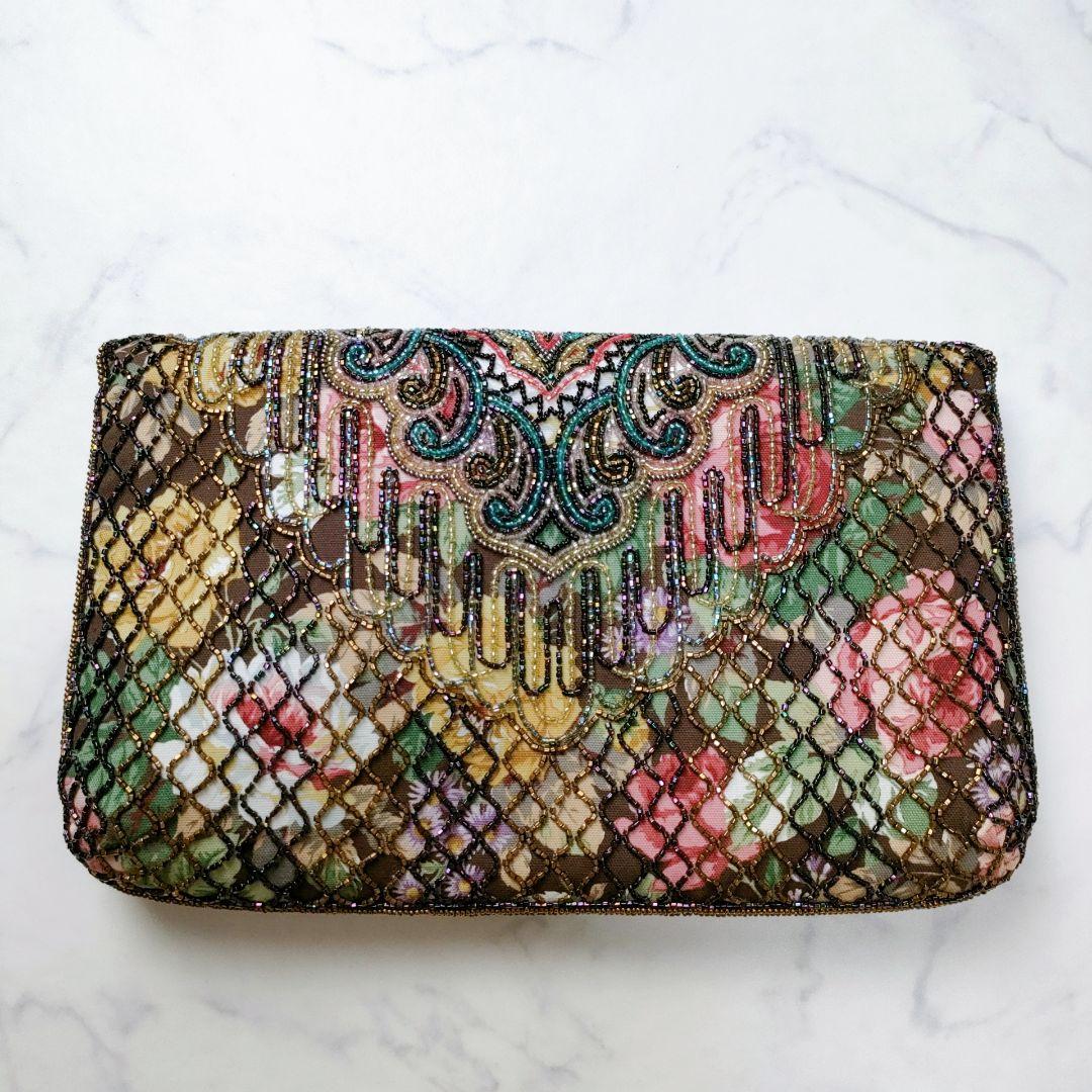 美品】Lumy ルミー はしもと ビーズ バッグ クラッチ 皇室御用達