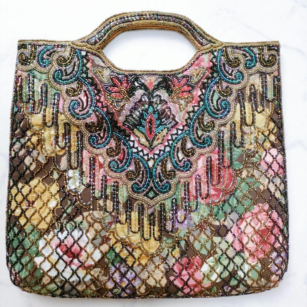 美品】Lumy ルミー はしもと ビーズ バッグ クラッチ 皇室御用達