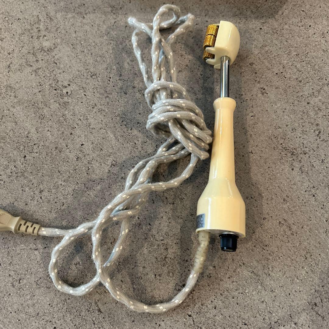 ローラー式 電子温灸器 A−8 / 成工計器株式会社 - メルカリ