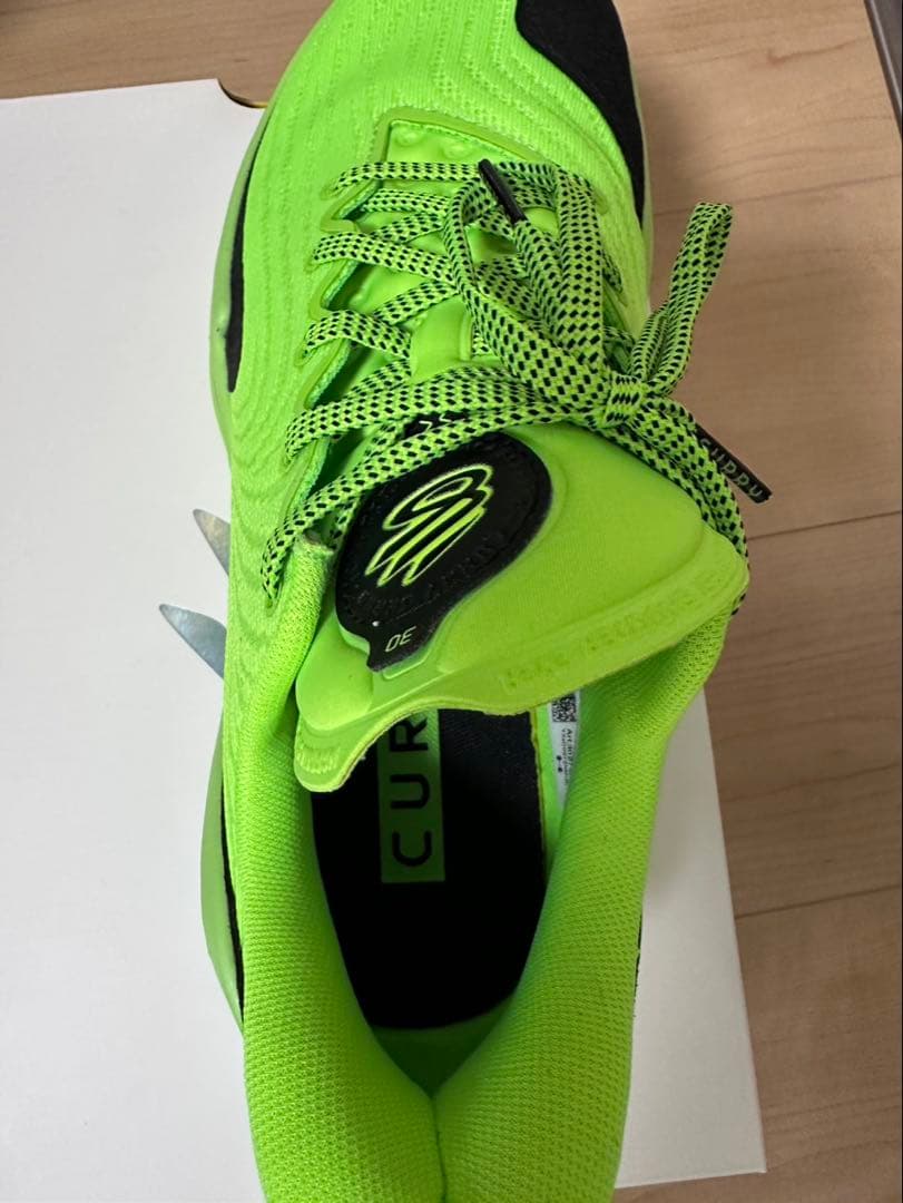 カリー12 バスケットボールシューズ 26.5cm ライムグリーン/ブラック
