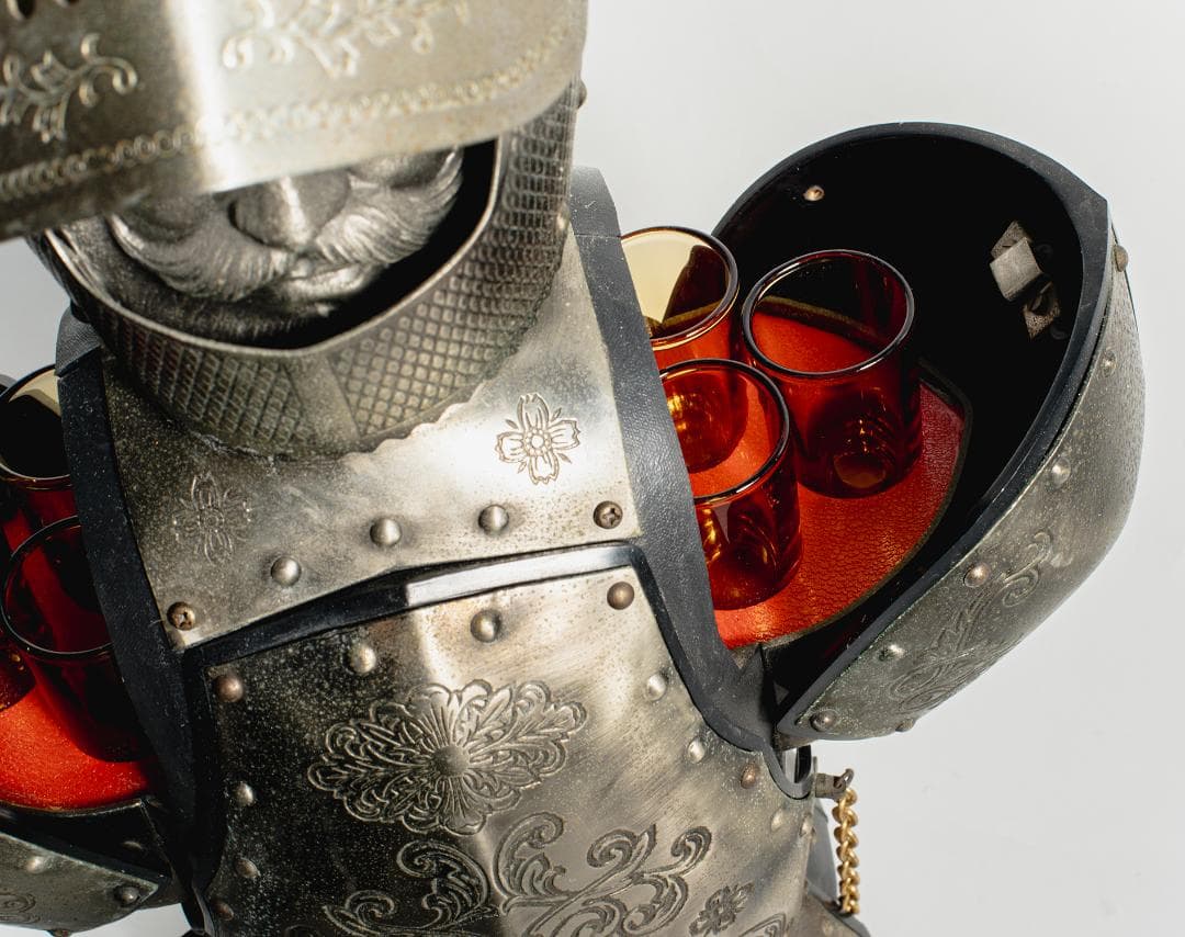 ニッカウイスキー 西洋甲冑 騎士 鎧 オブジェ - メルカリ