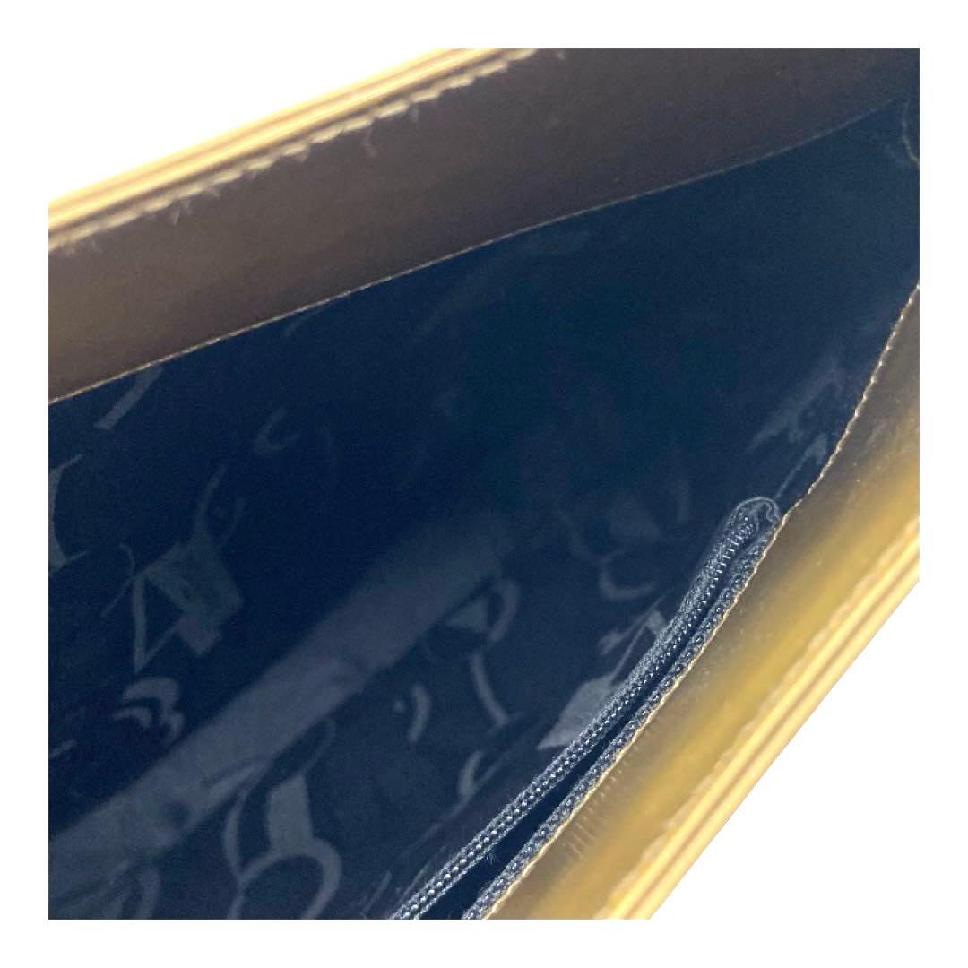 サルヴァトーレフェラガモ ガンチーニ エナメルグラデーションワン