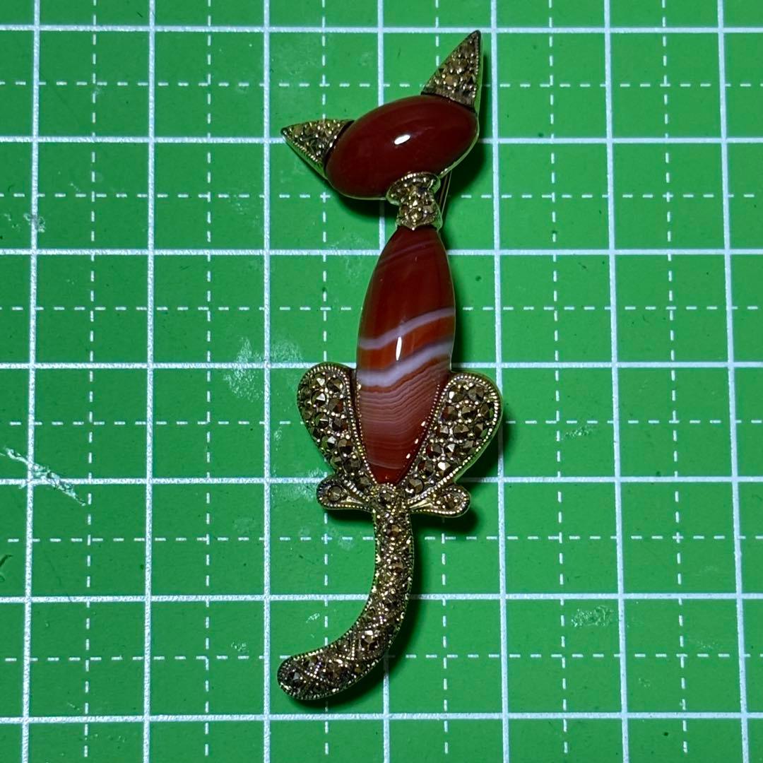 な*め様 碌山 ろくざん 猫のブローチ 瑪瑙 メノウ ネコ アンティーク調