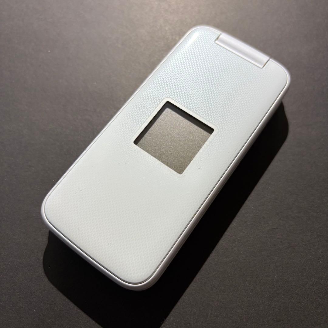 docomo らくらくホン F-01M ホワイト SIMロック解除済み SIMロック解除済】docomo らくらくホン F-01M ホワイト|中古ガラケー