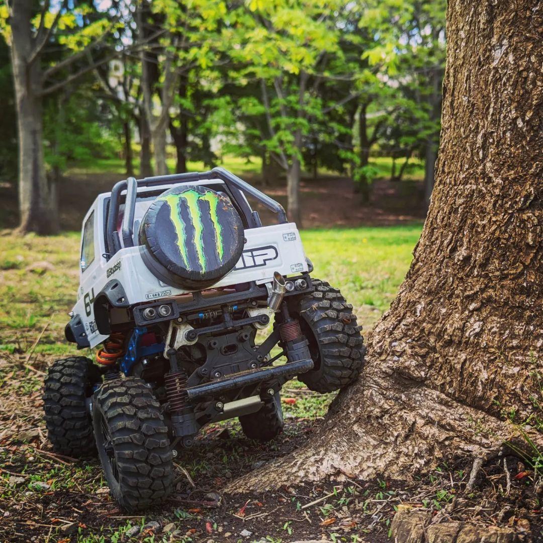 コミカルジムニー 61rm1ZiHFtL._AC_UF350,