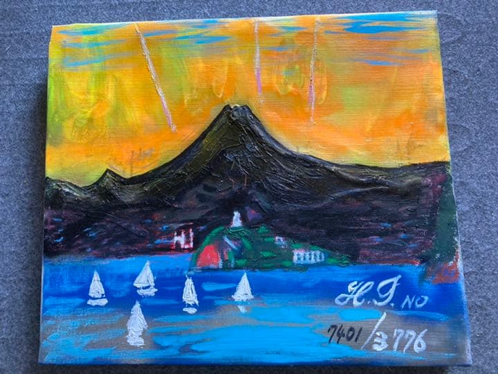 空飛ぶ画家の富士山曼荼羅の幻想絵画 空飛ぶ画家糸川裕志のポップアートの富士山曼荼羅の一点です。アクリル