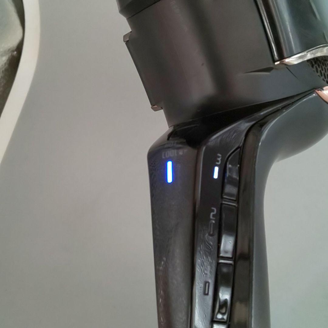 ヘアビューザー レプロナイザー 4D plus《風量新品同様・正規品》23