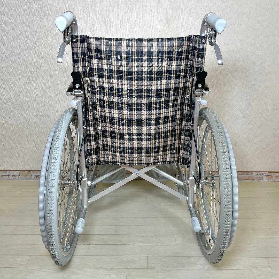 テイコブ TacaoF 幸和製作所 ハンドブレーキ付きアルミ製車いす B-31