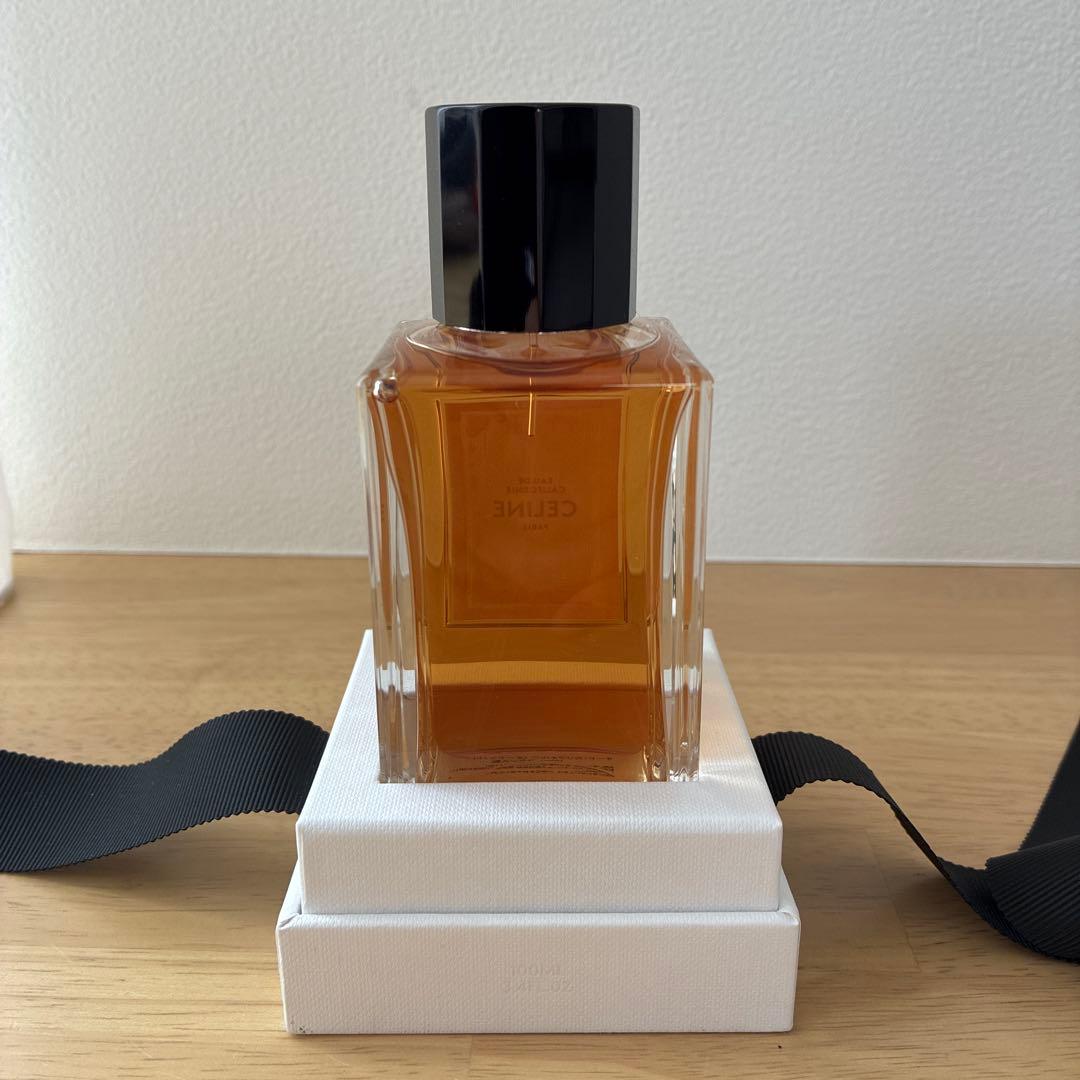 新品未使用✴︎CELINE 香水 オード・カハリフォルニ - メルカリ
