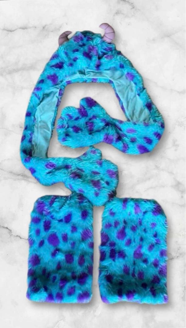 廃盤品 ディズニー モンスターズインク サリー フードマフラー レッグ