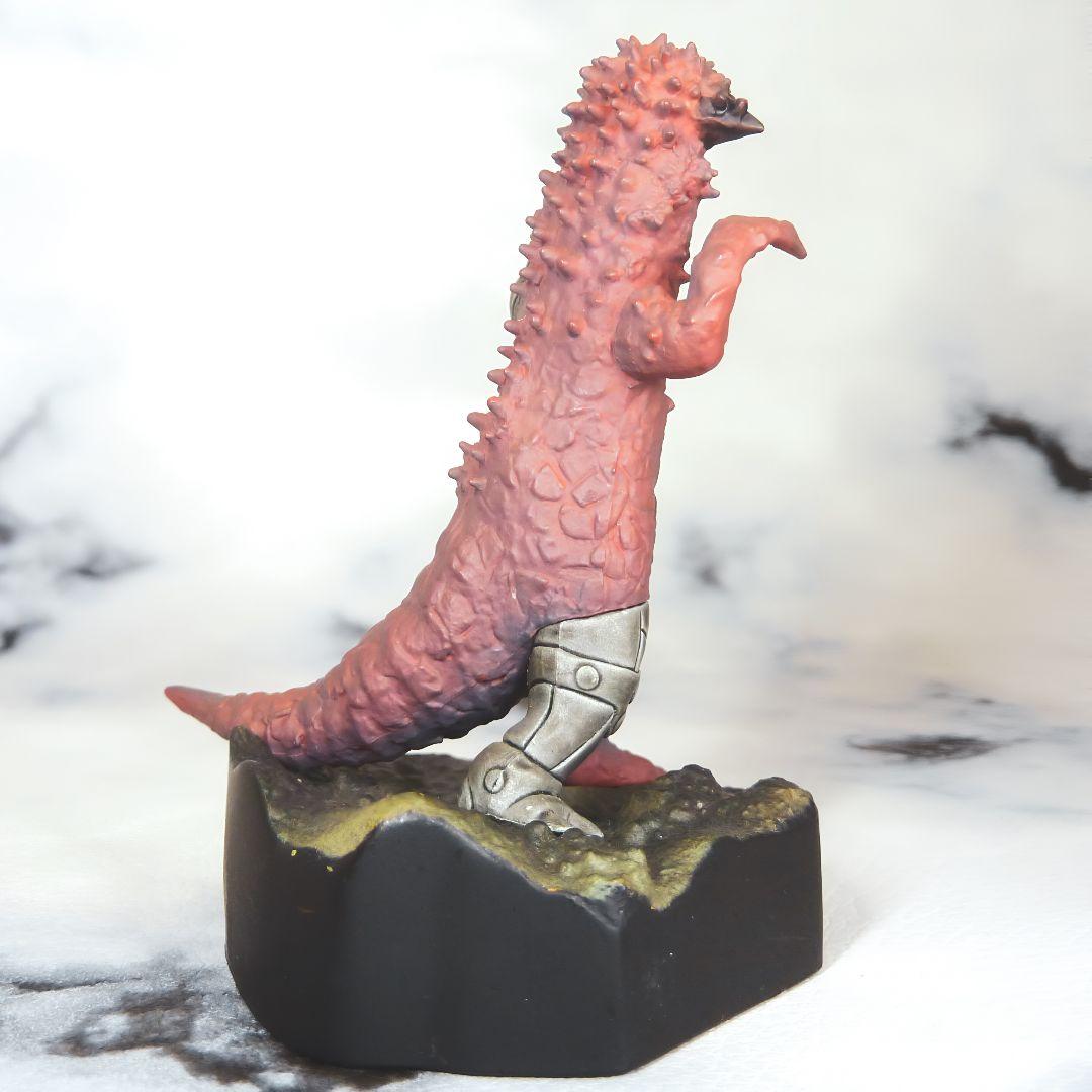 改造パンドン「史上最大の侵略」 ウルトラ怪獣名鑑 ウルトラセブン