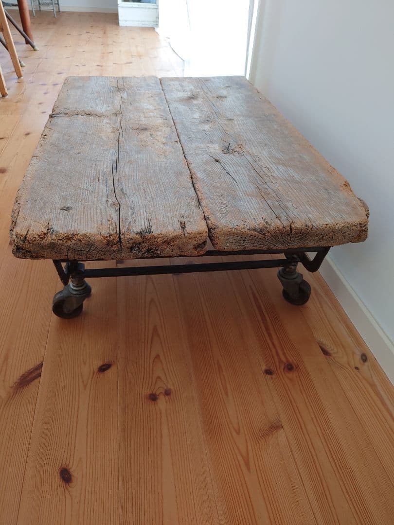 neutral　水田典寿 さん作　ローテーブル