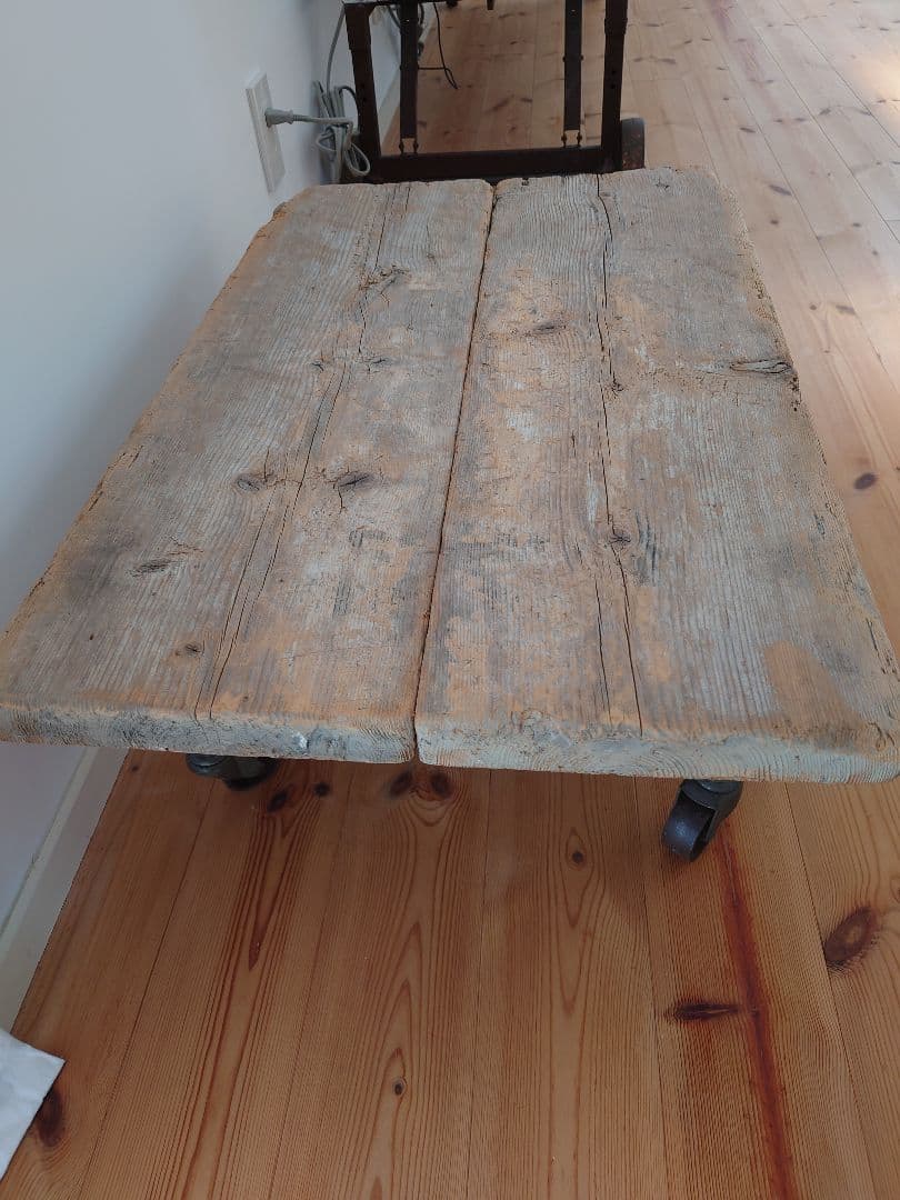 neutral　水田典寿 さん作　ローテーブル