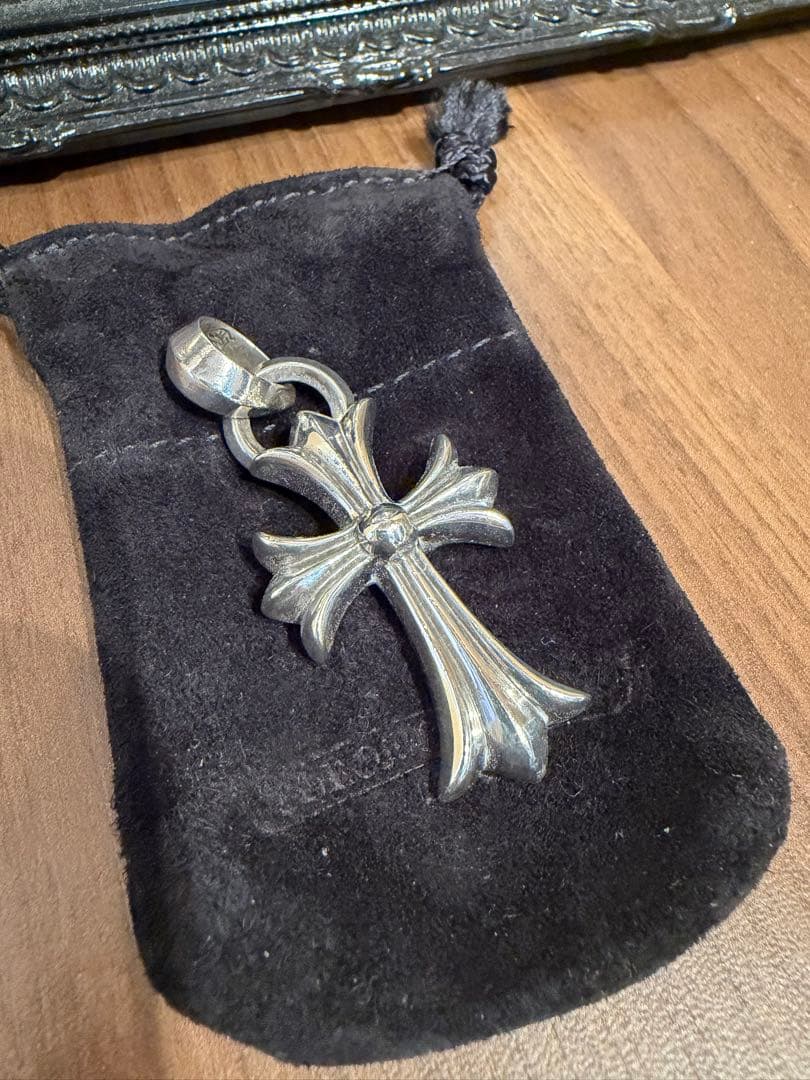 プロフィール必須！こぎクロムハーツCHスモールクロスwith ベイル CHROME HEARTS CHクロス ペンダント スモール with ベイル シルバー
