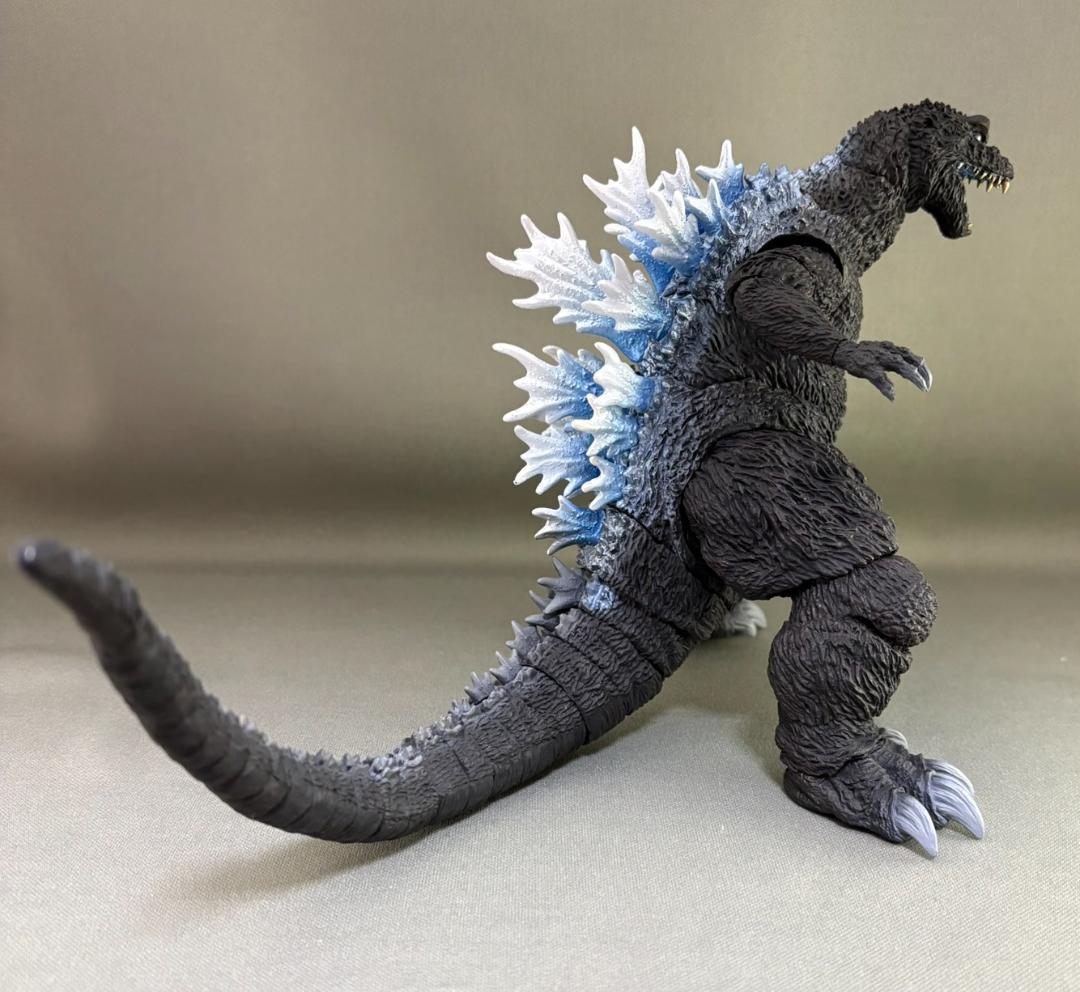 S.H.MonsterArts ゴジラ（2001）放射熱線Ver.　中古美品