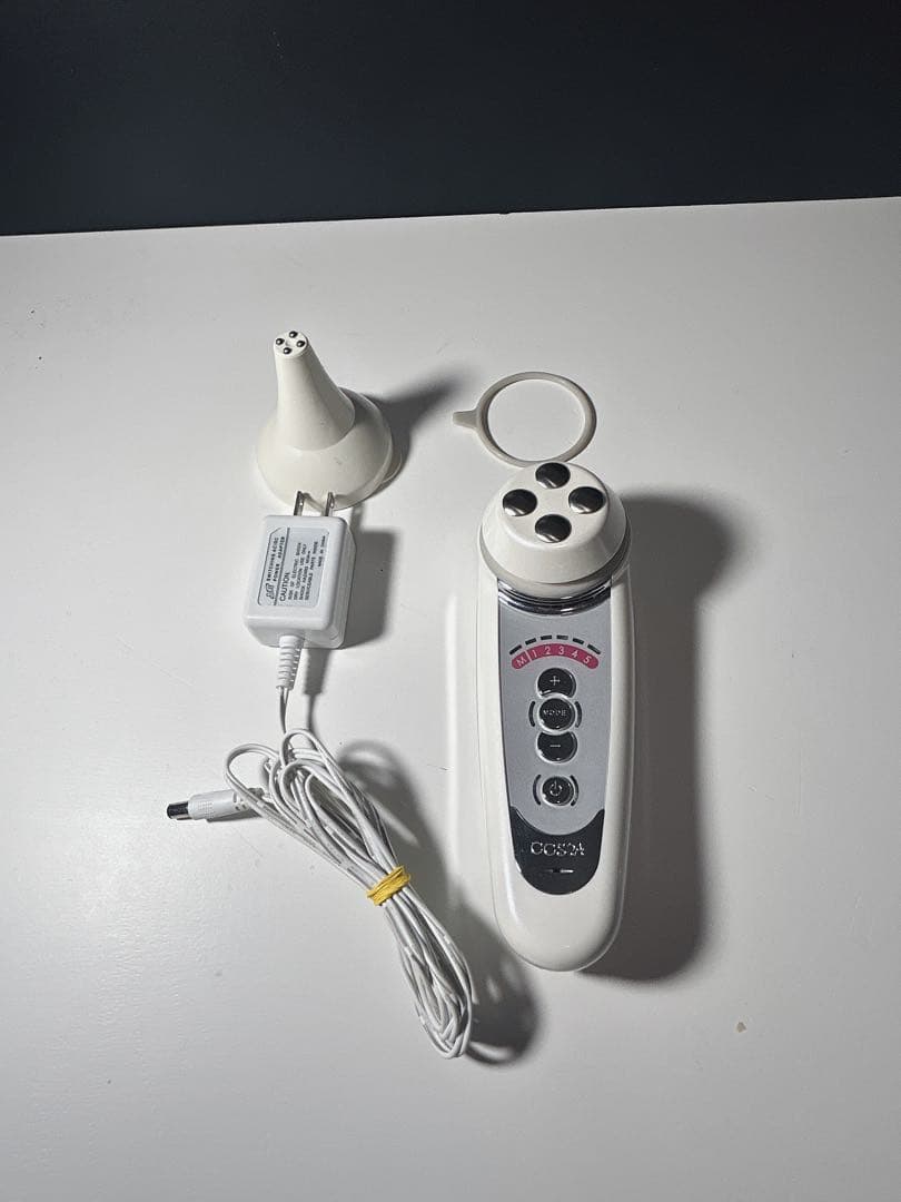 セルキュアスペシャル24 田中みな実さんをはじめ、多くの著名人が愛用する人気No 1美顔器