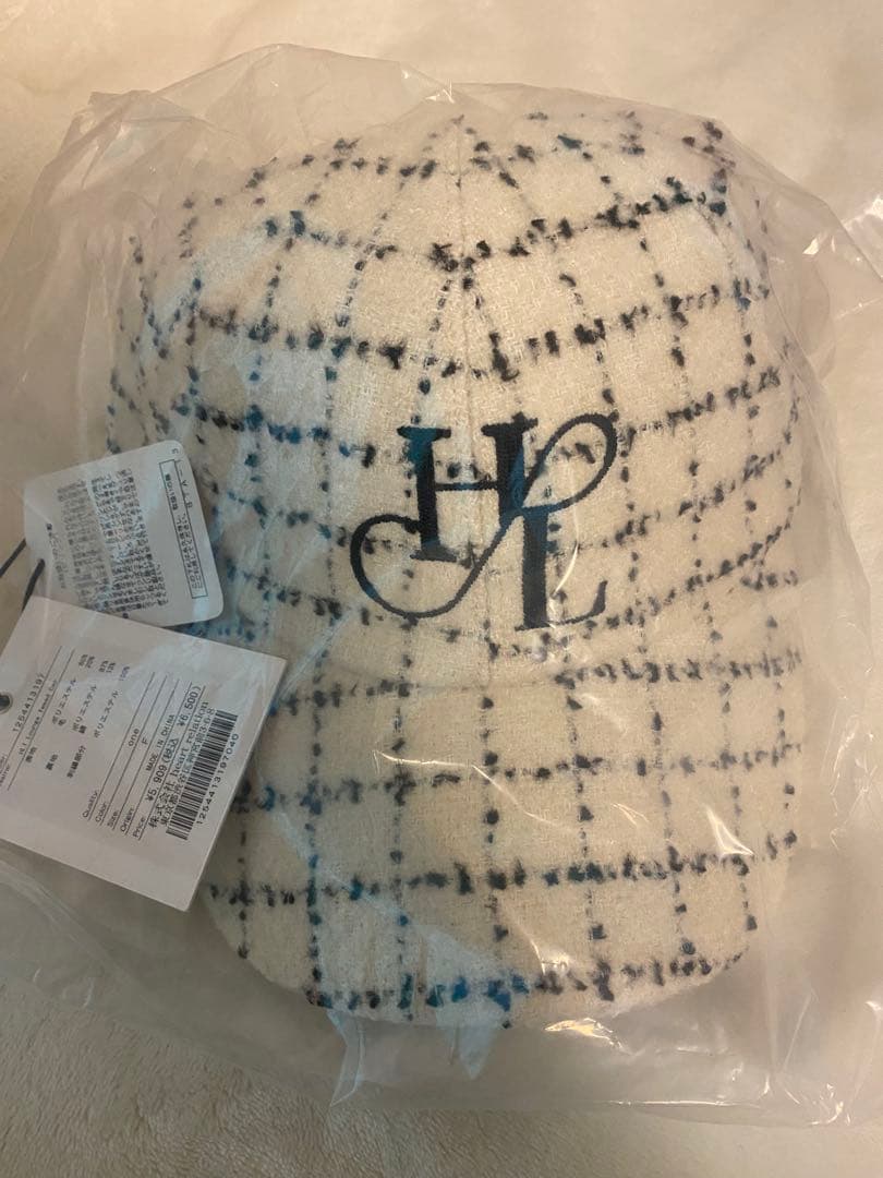 EC Melodi / Brown Plaid Star Studded Hat