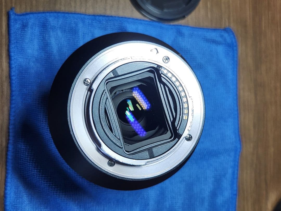 SONY FE 24-240mm F3.5-6.3 OSS ズームレンズ