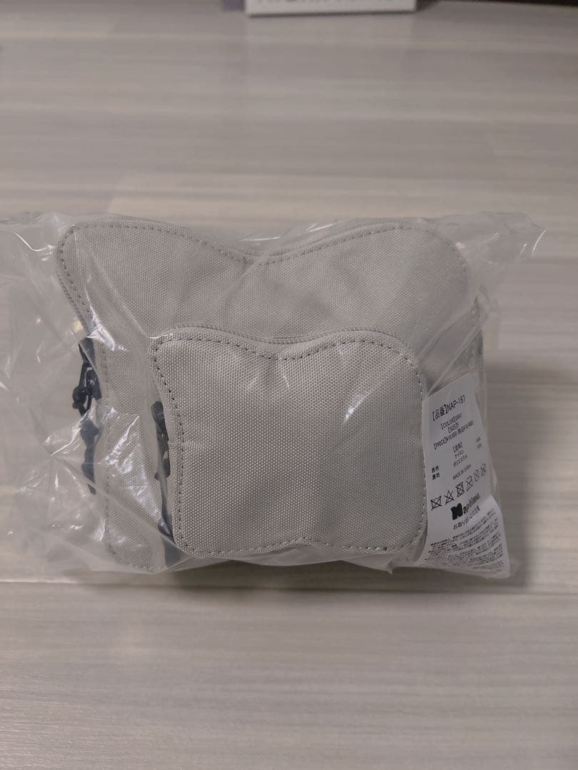 Naptime クロスボディバッグ　グレー naptime クロスボディバッグ 黒｜Yahoo!フリマ（旧PayPayフリマ）