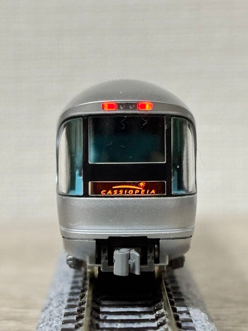 ブ*グ様 KATO 10-833+10-834 E26系カシオペア 6両 - メルカリ