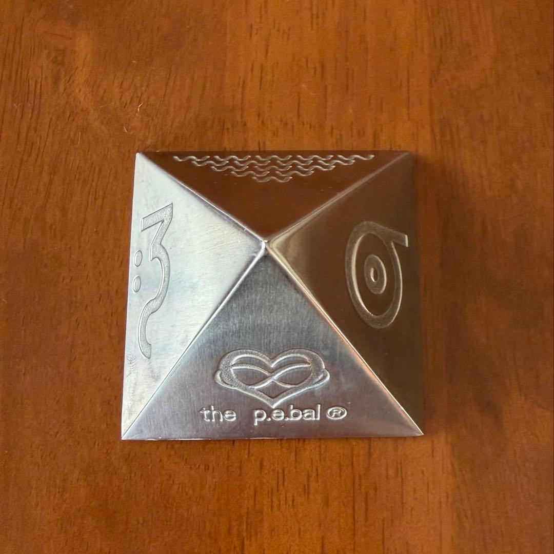 p.e.bal　 パワーピラミッド　電磁波対策　半径18m 定価44,800円