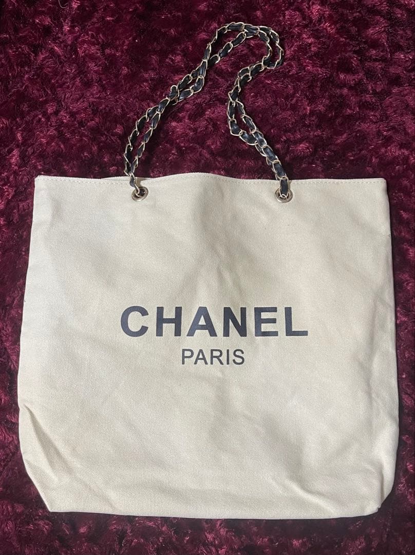 未使用 CHANEL ノベルティ チェーントートバッグ　ベージュ 新品未使用 シャネルノベルティ 非売品 チェーン付き 2way トート