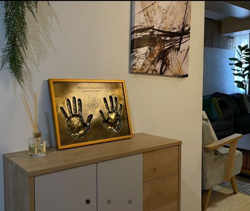 希少(No.100)朝倉未来 プレミアムハンドプレート - メルカリ