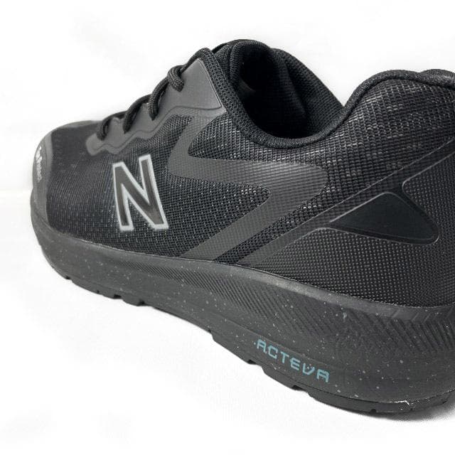 【期間限定価格】ニューバランス 安全靴(25.5cm)黒 青 190303