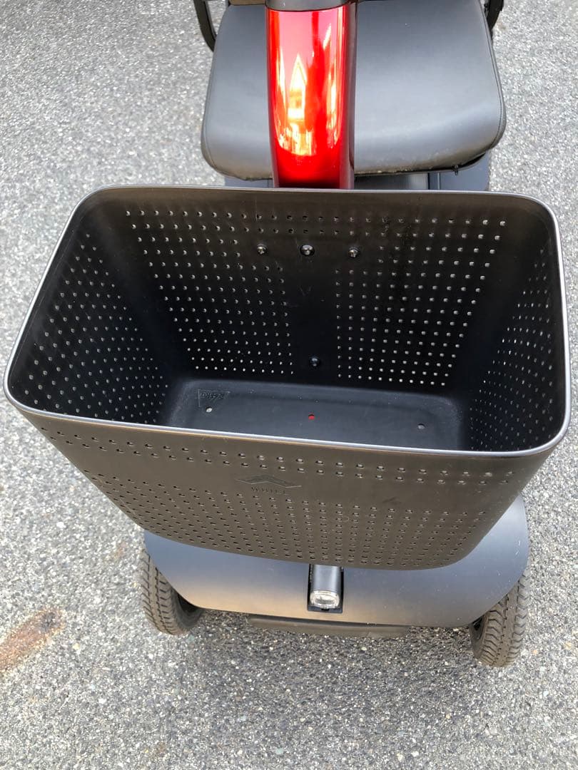 WHILL Model S 4輪スクーター 電動車いす 赤色 フルオプション - メルカリ