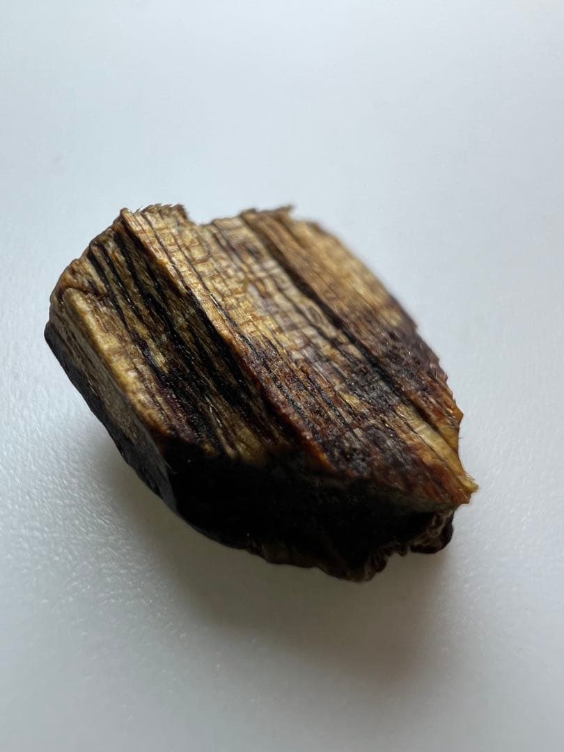 古渡命銘木 名香　當今天皇勅銘　伽羅　銘【浪の花】0.293g 香木/沈香/伽羅