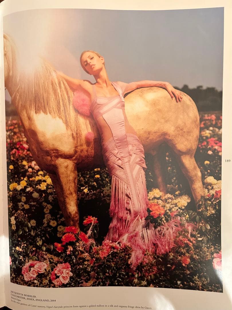 TIM WALKER PICTURES 洋書 写真集 ファッション アート 服飾の通販はau