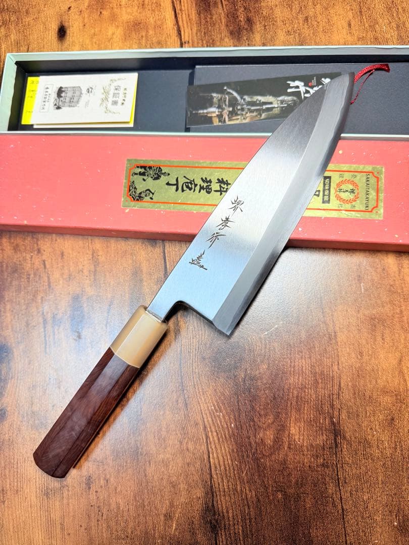 堺孝行　出刃　包丁　6.5寸　銀三鋼　紫檀水牛八角柄 堺 孝行 シェフシリーズ 銀三鋼 出刃包丁 – 清助刃物 Japan